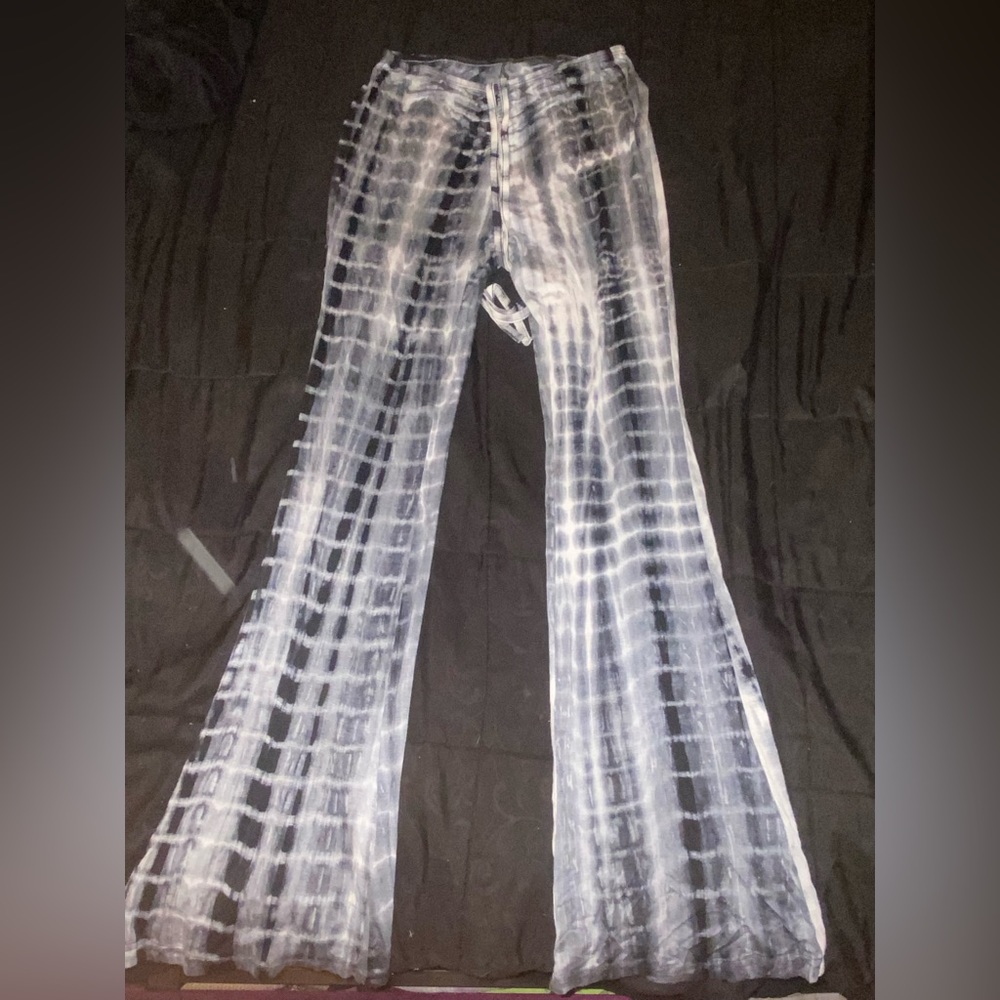 Two piece Medium Tie-Dye crop top & flare pants